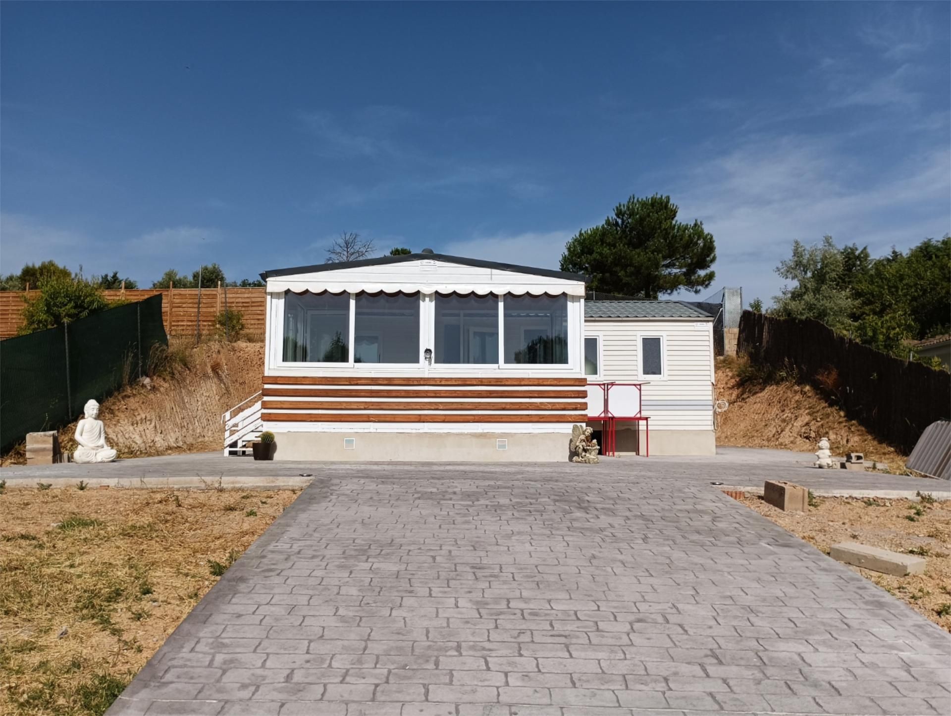 Exterior view of House or chalet for sale in Hita