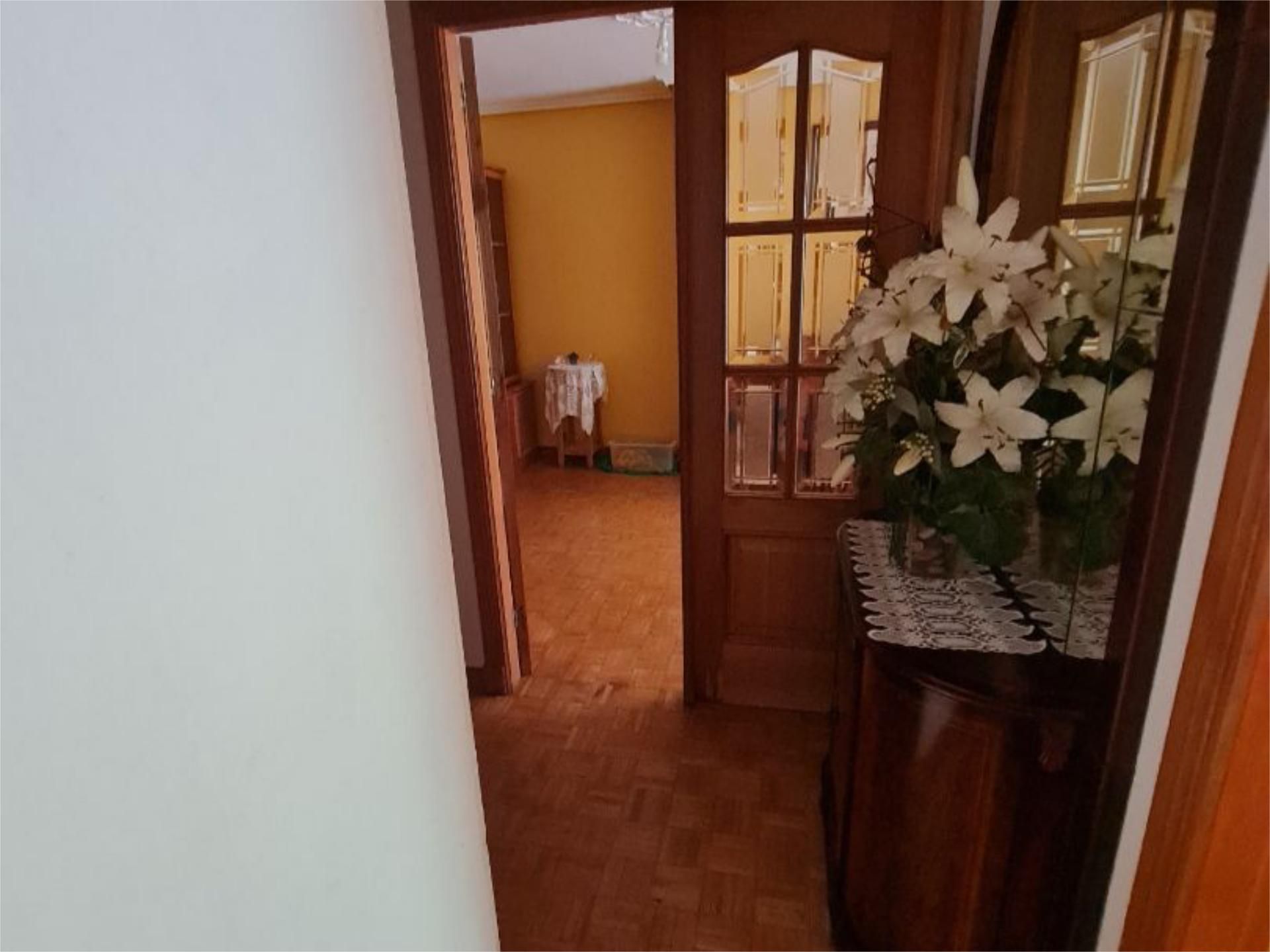 Pis en venda en Santiago de Compostela  amb Calefacció, Traster i Videoporter