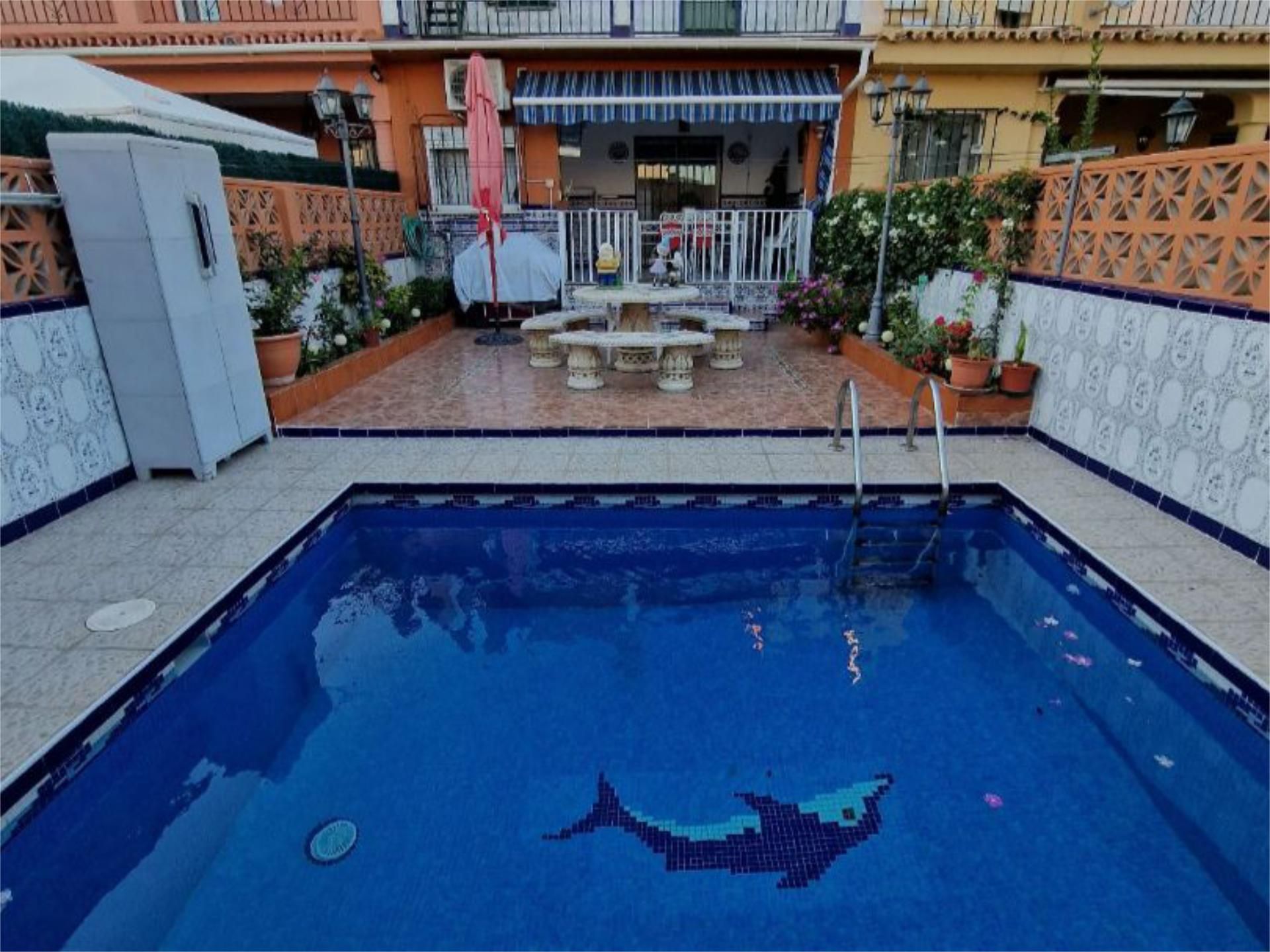 Casa adosada en venda a Calle Sirio, 75, Los Naranjos