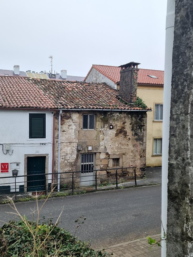 Exterior view of Single-family semi-detached for sale in Santiago de Compostela   with Private garden