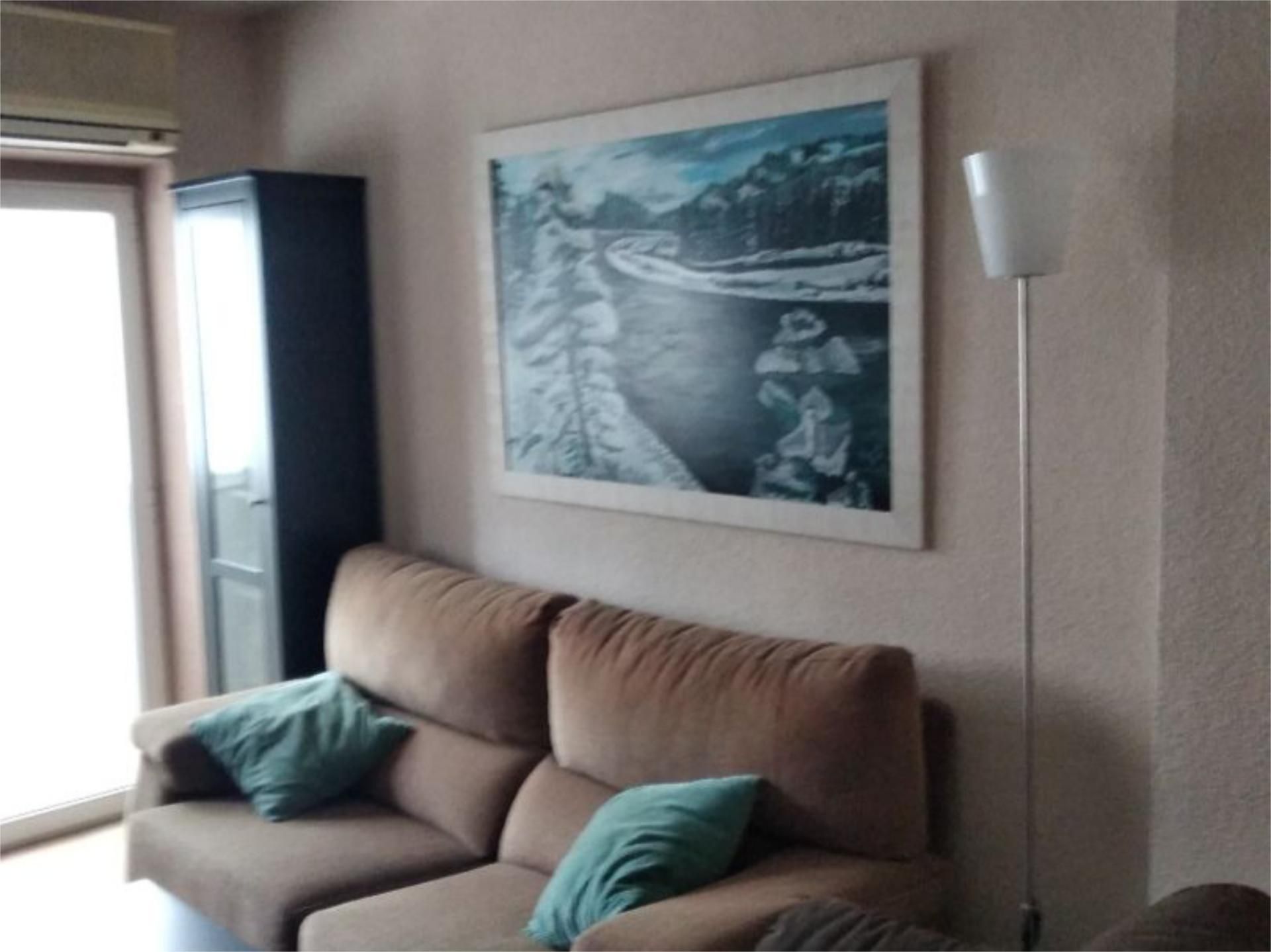Sala d'estar de Pis en venda en  Madrid Capital amb Aire condicionat, Balcó i Videoporter
