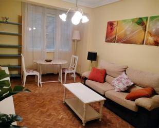 Sala d'estar de Pis de lloguer en Valladolid Capital amb Calefacció i Moblat