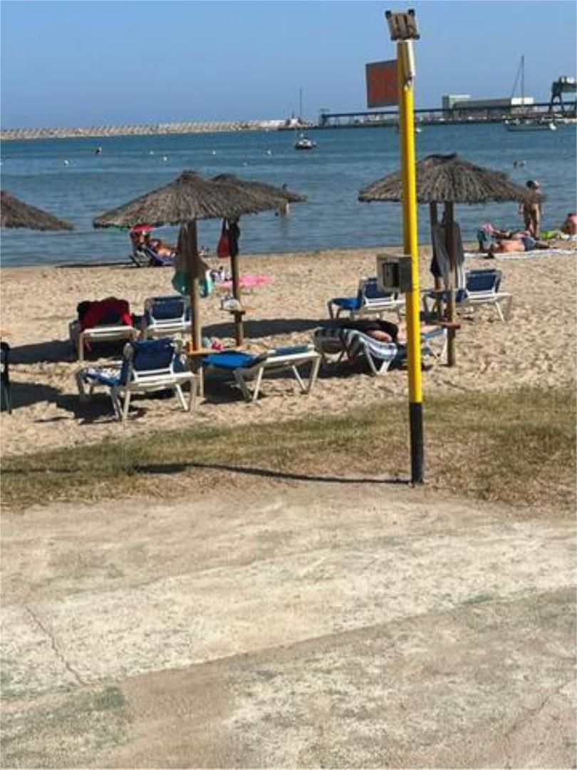 Exterior view of Premises to rent in Torrevieja  with Air Conditioner