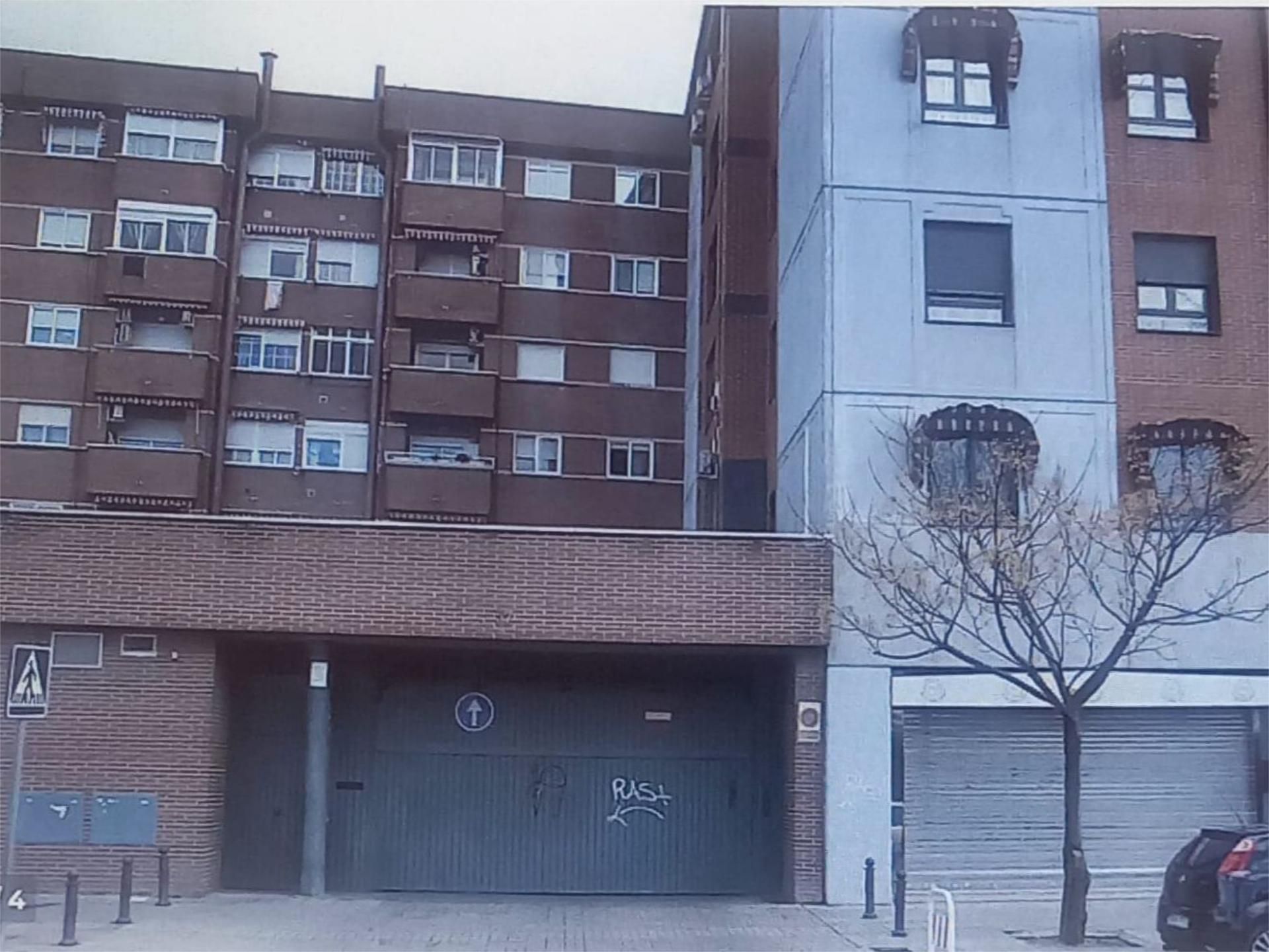 Vista exterior de Garatge de lloguer en Móstoles