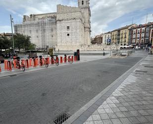 Vista exterior de Pis de lloguer en Valladolid Capital amb Calefacció i Balcó