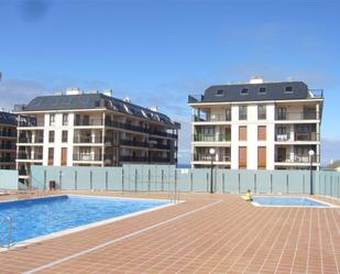Piscina de Pis en venda en Foz amb Jardí privat, Parquet i Terrassa