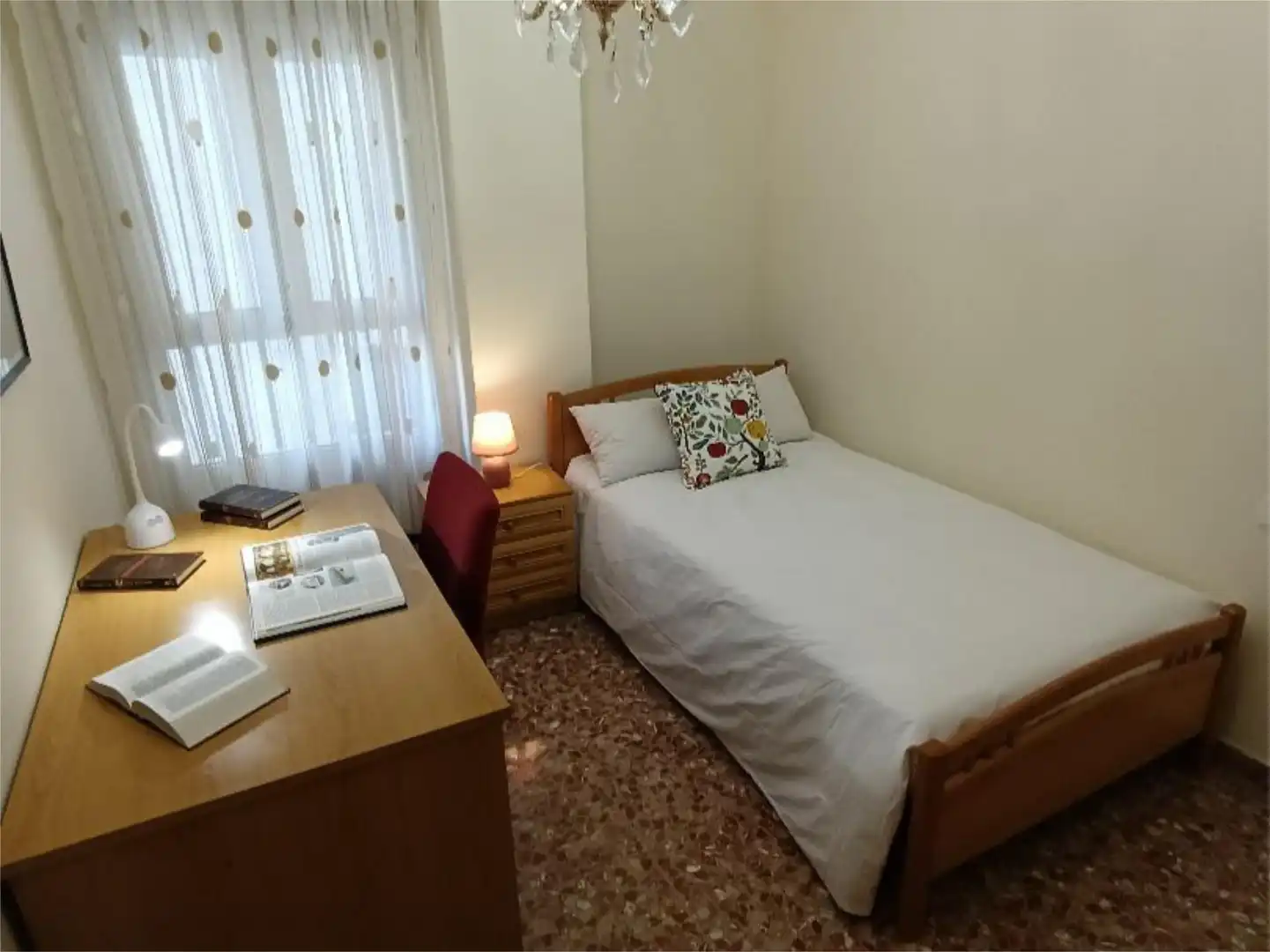 Room in Carrera de la Fonteta de Sant Lluís, 38, En Corts - Doctor Waksman