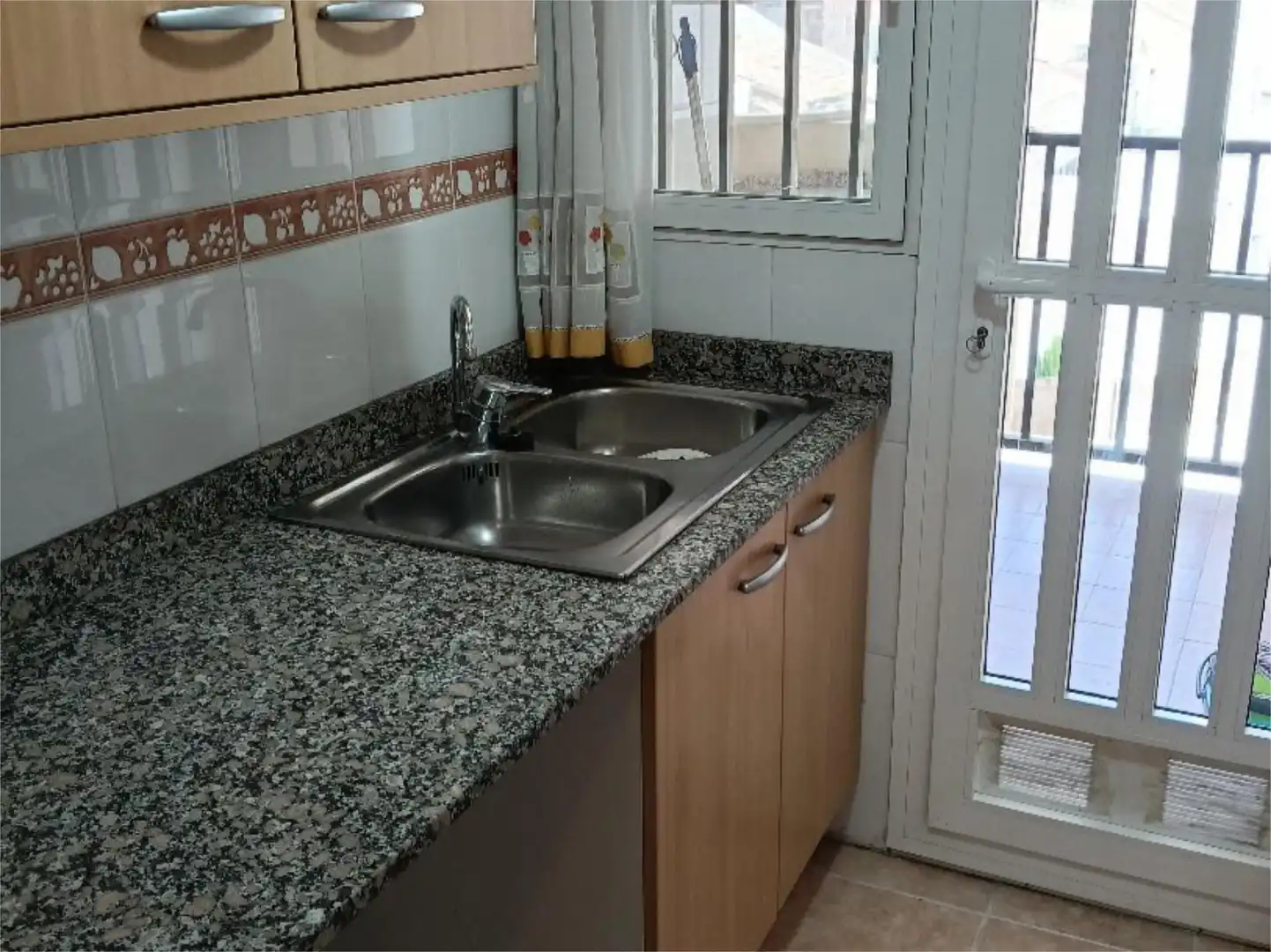 Room in Carrera de la Fonteta de Sant Lluís, 38, En Corts - Doctor Waksman