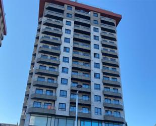 Vista exterior de Apartament de lloguer en Vigo  amb Calefacció, Jardí privat i Traster