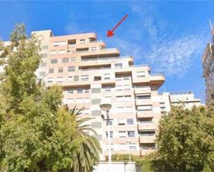 Exterior view of Attic to rent in Mislata  with Private garden, Terrace and Swimming Pool
