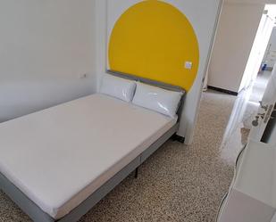 Bedroom of Flat to share in Vigo   with Furnished, Oven and Washing machine