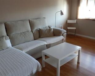 Sala d'estar de Pis de lloguer en Isla Cristina amb Parquet, Moblat i Balcó