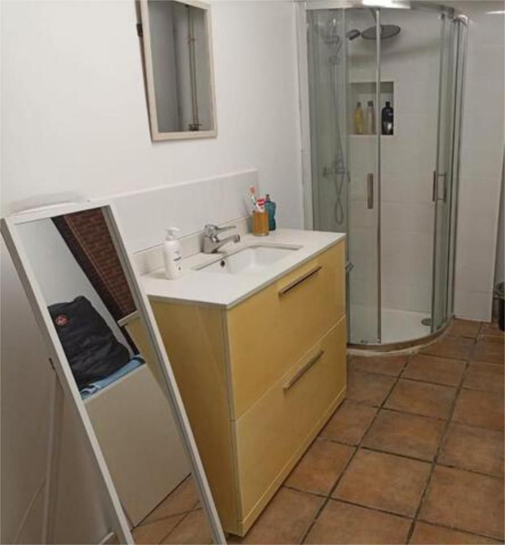 Study to rent in Baliarrain