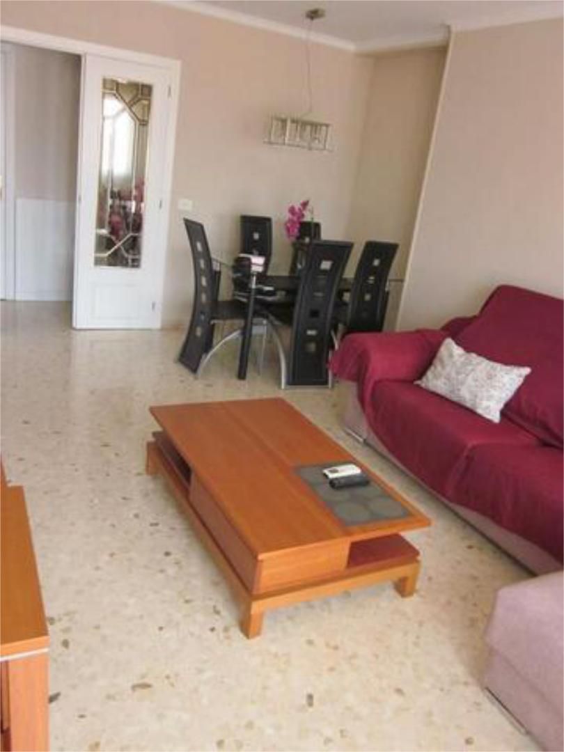 Sala d'estar de Pis de lloguer en Alcañiz amb Calefacció, Terrassa i Moblat