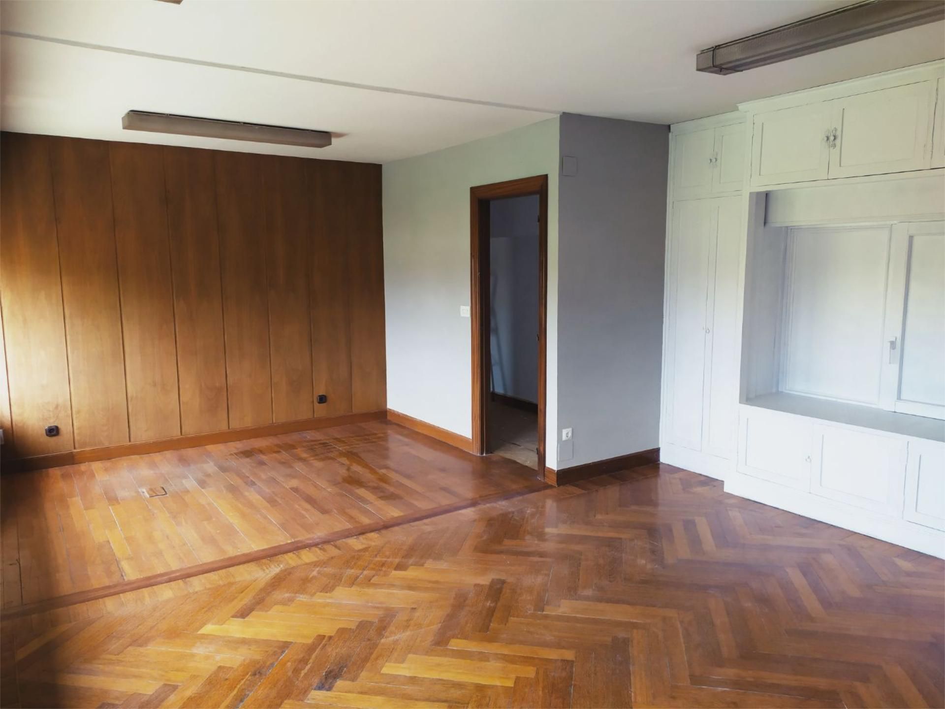 Bedroom of Office to rent in Portugalete