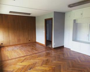 Bedroom of Office to rent in Portugalete