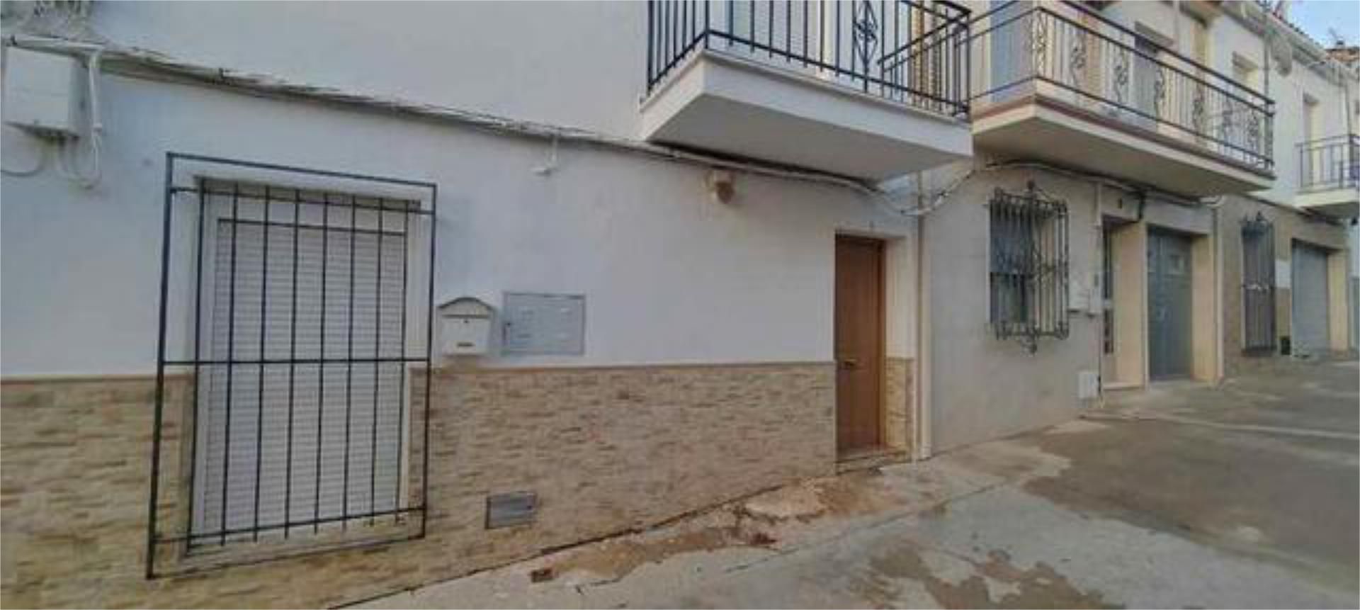 Vista exterior de Casa o xalet en venda en Castillo de Locubín amb Terrassa