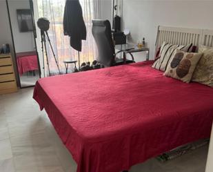 Dormitori de Pis per a compartir en Marbella amb Aire condicionat, Calefacció i Terrassa