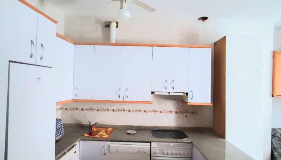 Foto 1 de Casa adosada en venda a Calle la Mata, 1, Burgohondo, Ávila