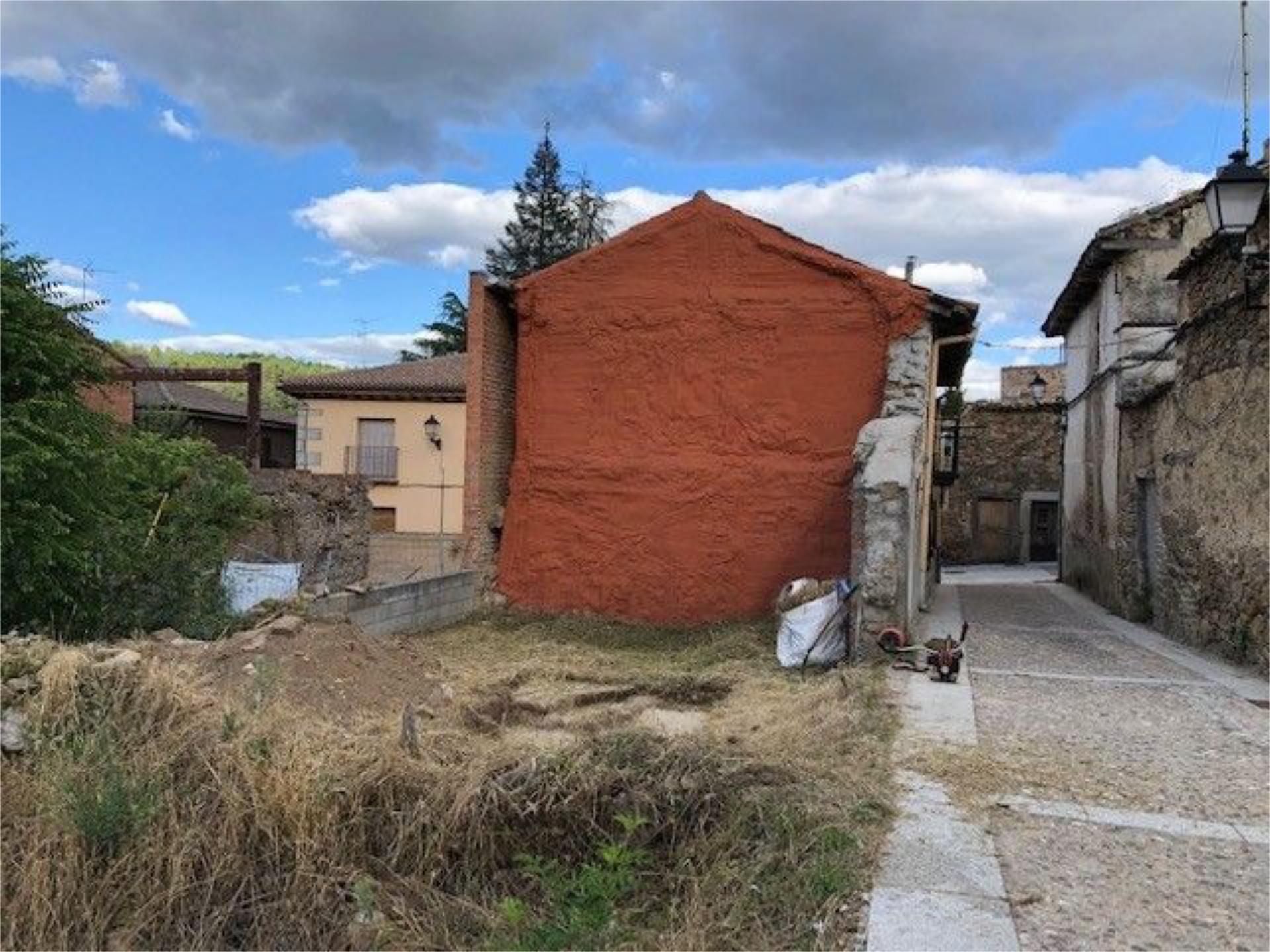 Exterior view of Constructible Land for sale in Buitrago del Lozoya