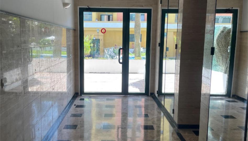 Flat to rent in Calle Antonio Navajas Ruíz, 2, El Bajondillo, Málaga - image 1 Photo 1 of Flat to rent in Calle Antonio Navajas Ruíz, 2, El Bajondillo, Málaga