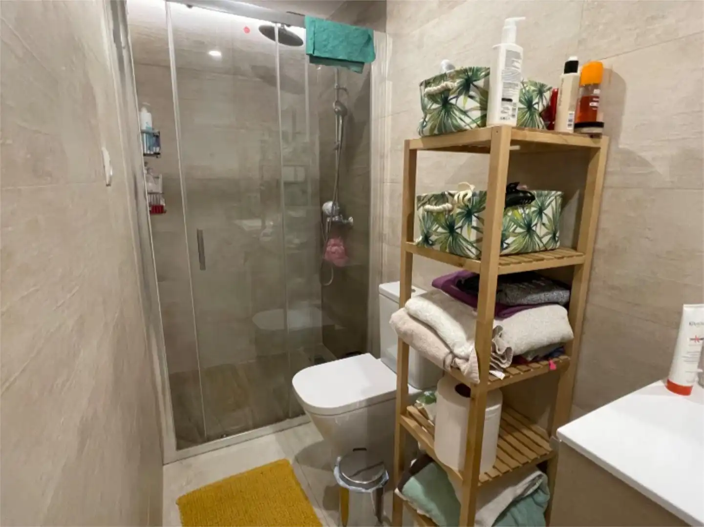 Wohnung zur Miete in Calle Antonio Navajas Ruíz, 2, El Bajondillo Badezimmer von Wohnung zur Miete in Torremolinos mit Klimaanlage, Heizung und Privatgarten