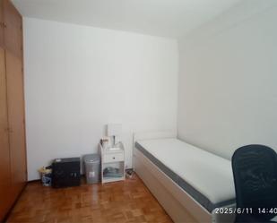 Bedroom of Flat to share in  Madrid Capital  with Air Conditioner, Heating and Parquet flooring