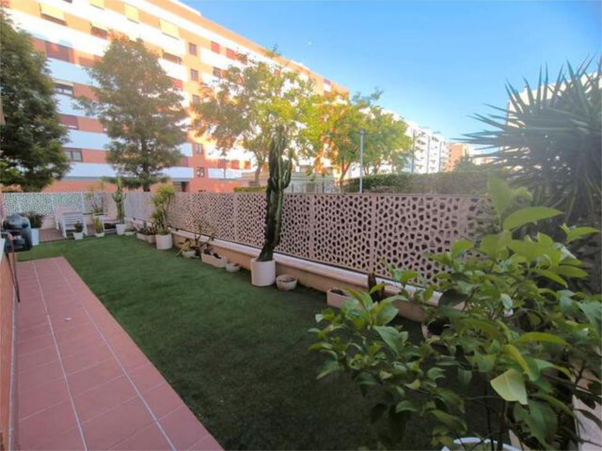 Jardí de Pis de lloguer en  Córdoba Capital amb Calefacció, Jardí privat i Terrassa