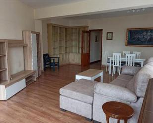 Sala d'estar de Pis de lloguer en Ferrol amb Calefacció, Traster i Moblat