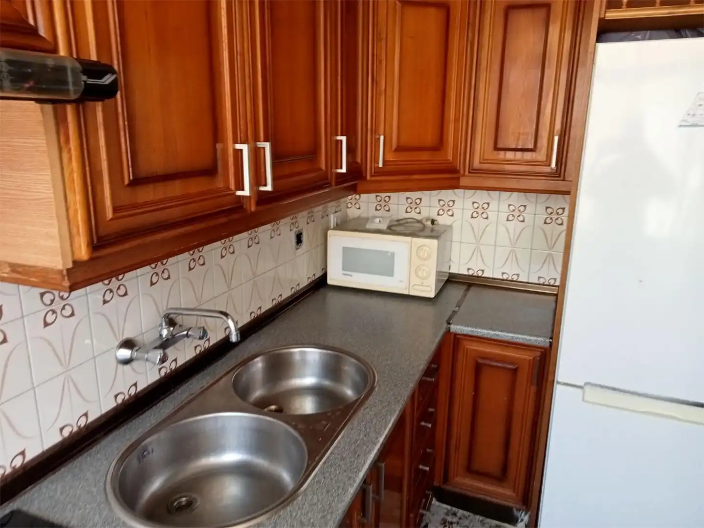 Piso en venta en Calle Riquelme Quirós, 5, Amate Cocina de Piso en venta en Sevilla con Aire acondicionado, Terraza y Amueblado