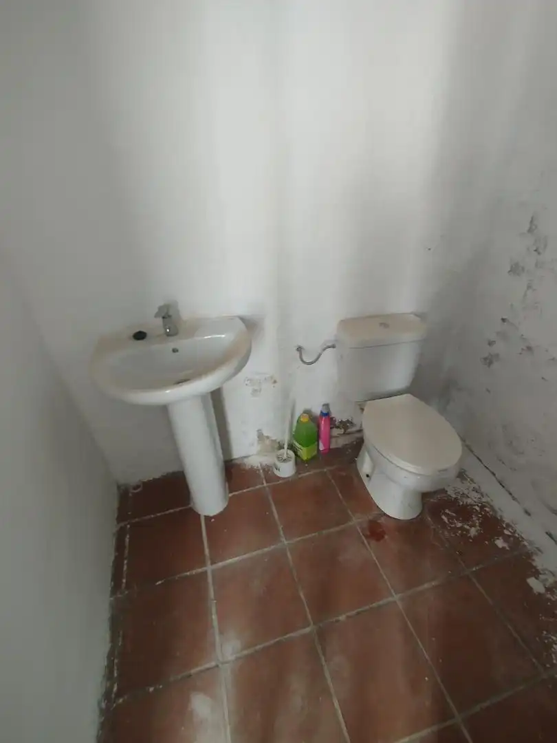 Casa adosada en venda a Calle Higueras, 32, Ardales Bany de Casa adosada en venda en Ardales amb Terrassa