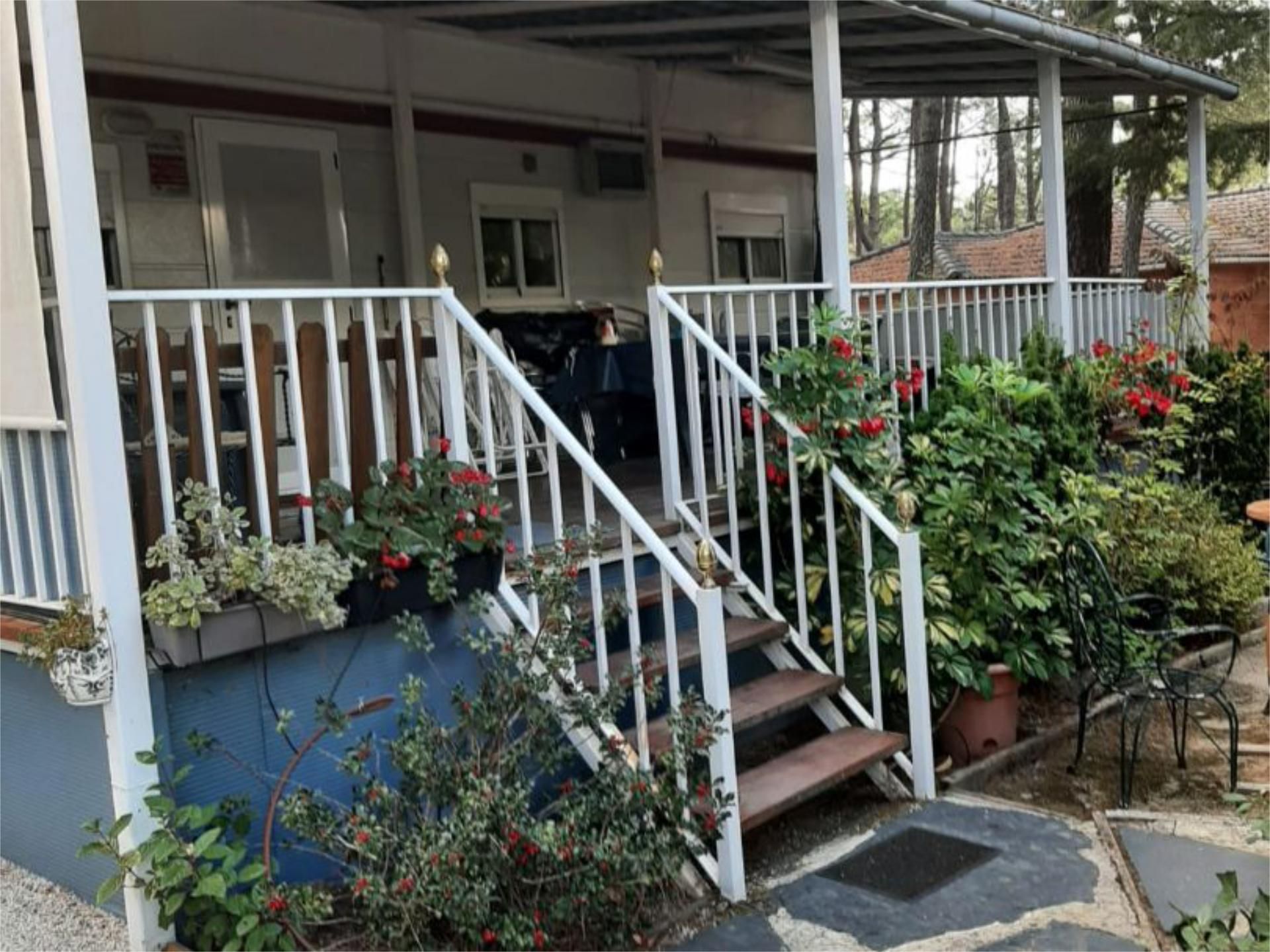 Terrassa de Casa o xalet en venda en Rozas de Puerto Real amb Aire condicionat, Calefacció i Jardí privat