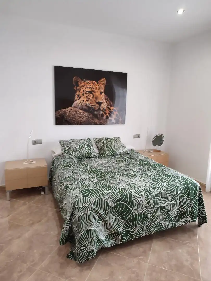 Schlafzimmer von Einfamilien-Reihenhaus zum Verkauf in Albalat de la Ribera mit Klimaanlage, Terrasse und Balkon