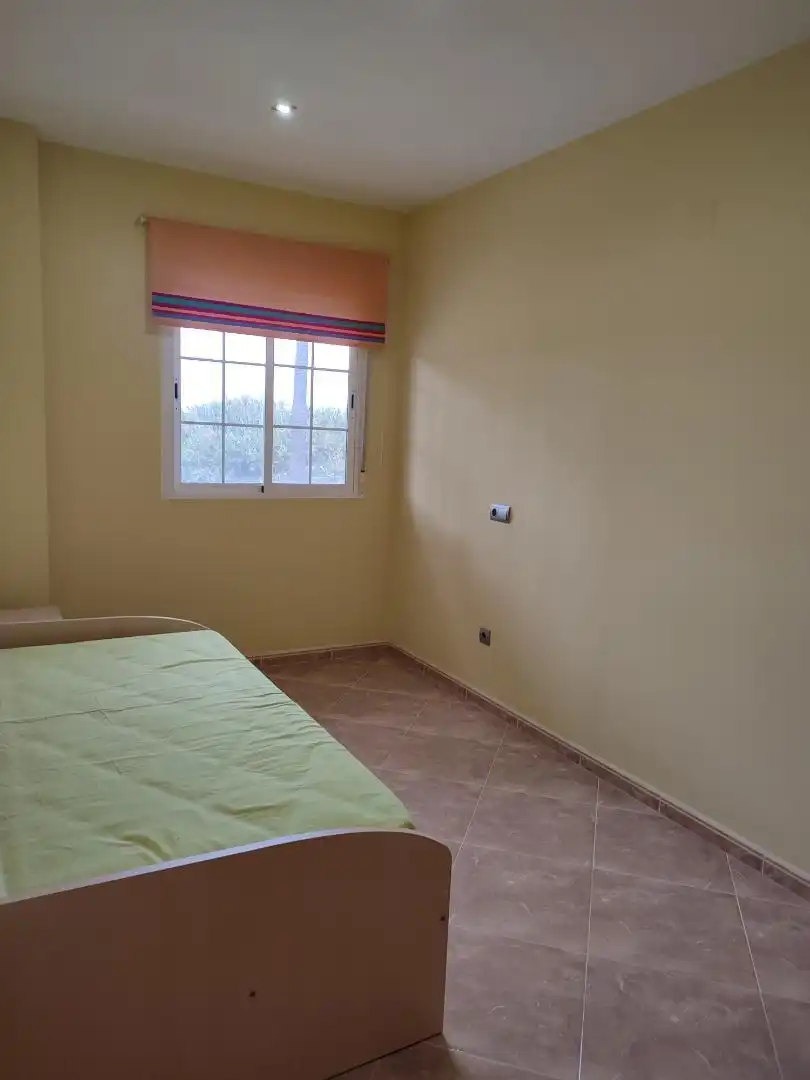 Schlafzimmer von Einfamilien-Reihenhaus zum Verkauf in Albalat de la Ribera mit Klimaanlage, Terrasse und Balkon
