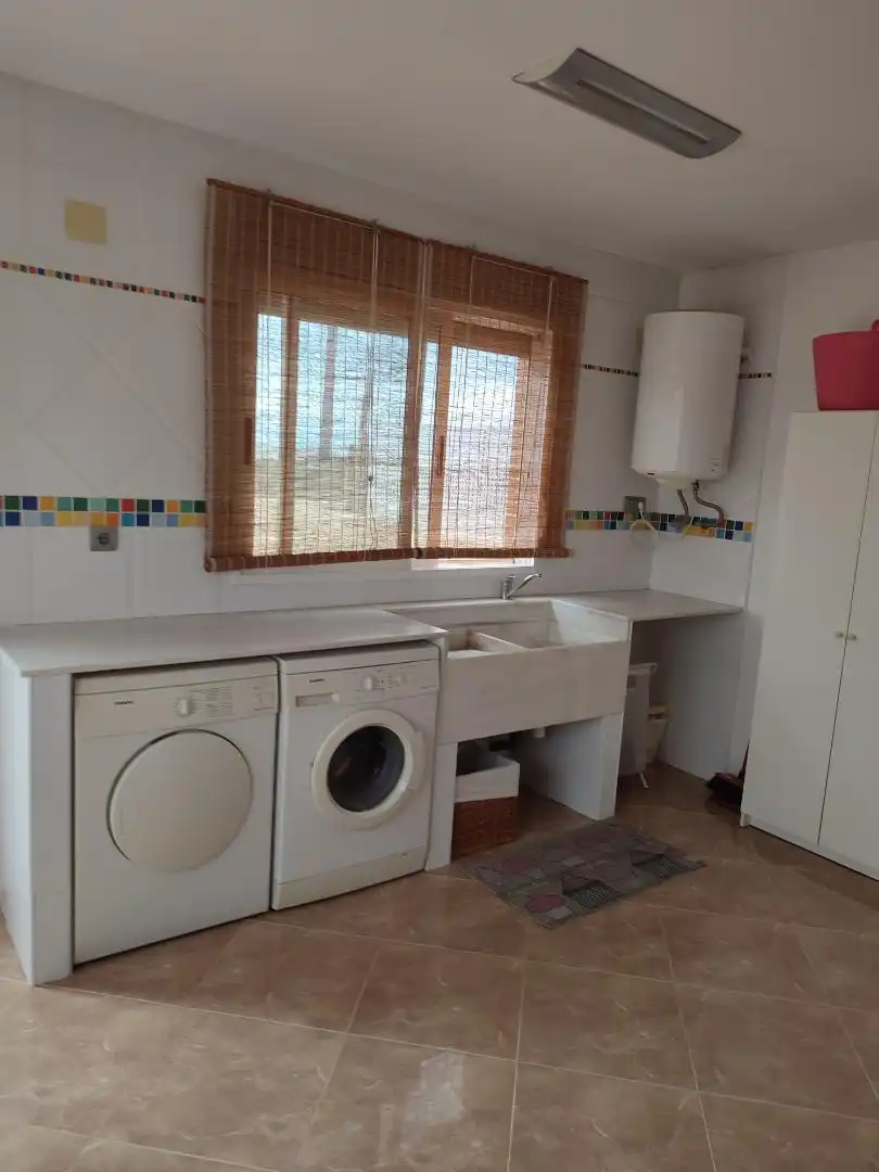 Küche von Einfamilien-Reihenhaus zum Verkauf in Albalat de la Ribera mit Klimaanlage, Terrasse und Balkon