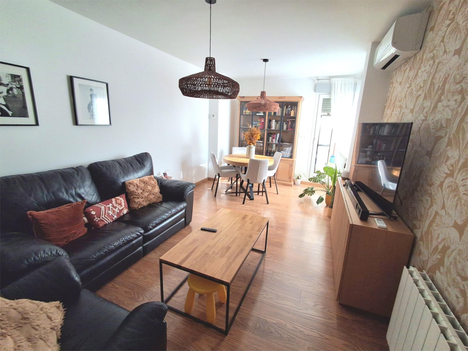 Living room of Flat for sale in Armilla  with Air Conditioner