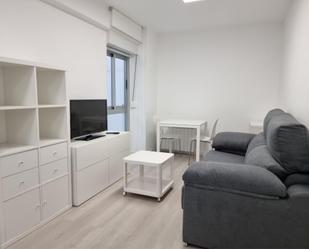 Bedroom of Flat to rent in Santiago de Compostela   with Heating, Parquet flooring and Furnished