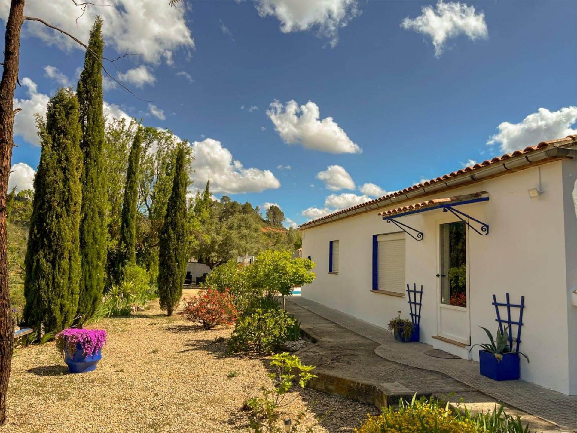 Jardí de Finca rústica en venda en Ayora amb Aire condicionat, Calefacció i Jardí privat