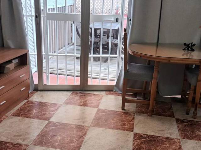 Piso en Venta en Calle Asturias, 1 en Puerto Deportivo