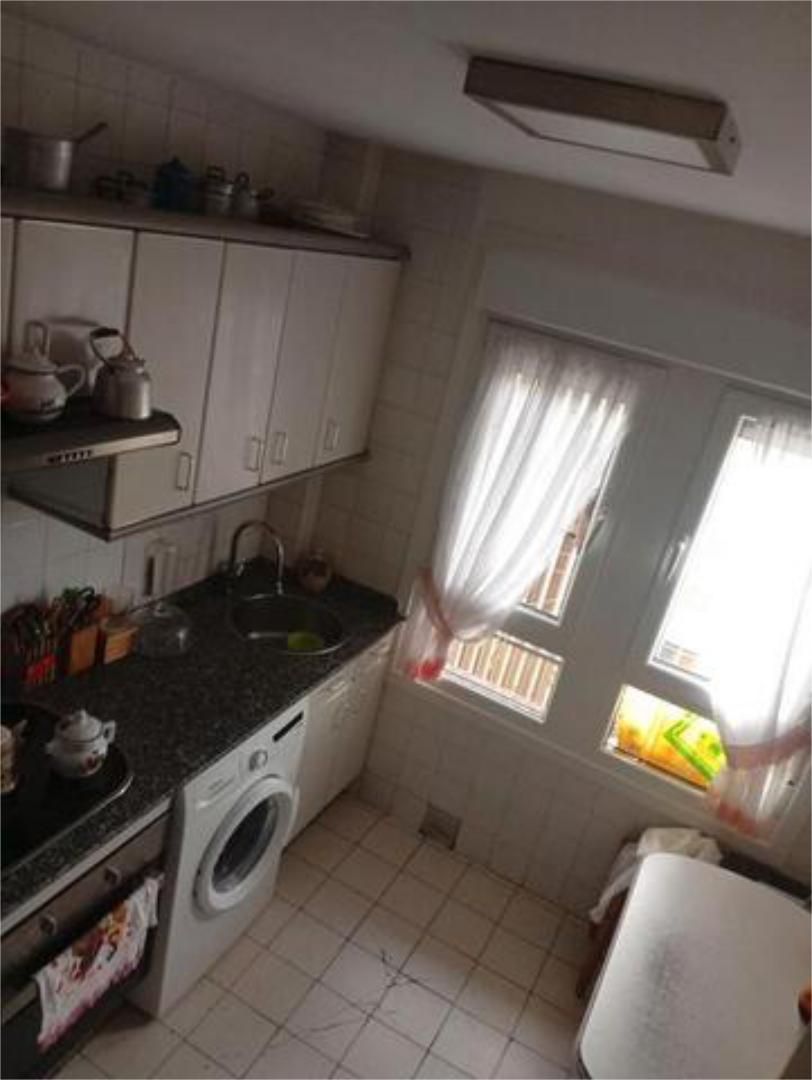 Kitchen of Flat for sale in Avilés