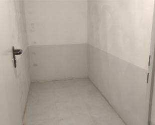 Box room to rent in Burgos Capital