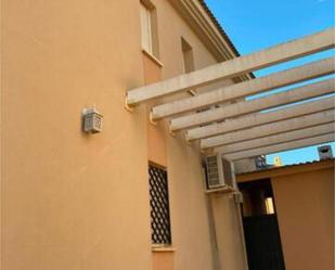 Exterior view of Single-family semi-detached to rent in Utrera  with Heating, Private garden and Terrace