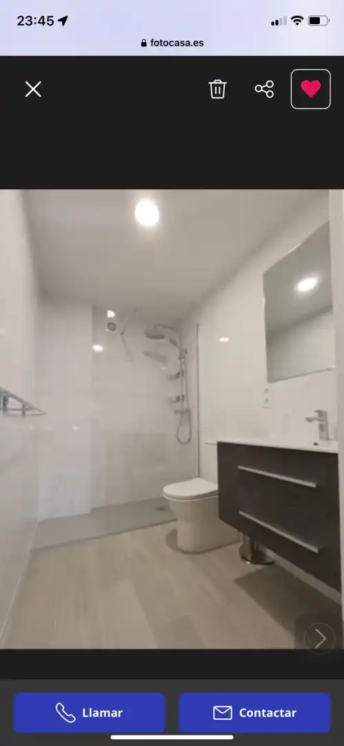Bathroom of Flat for share in Alcalá de Henares  with Terrace, Furnished and Washing machine