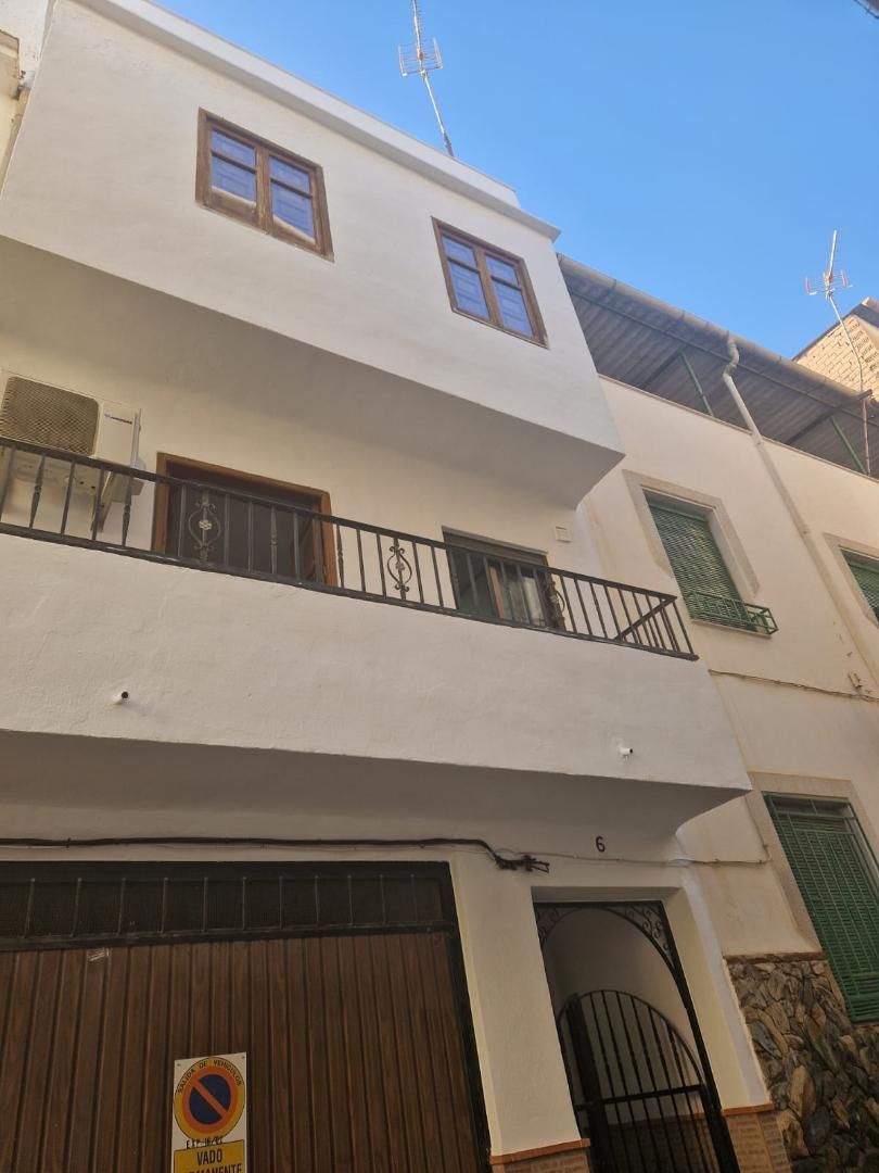 Exterior view of Single-family semi-detached to share in Lanjarón  with Air Conditioner, Heating and Terrace