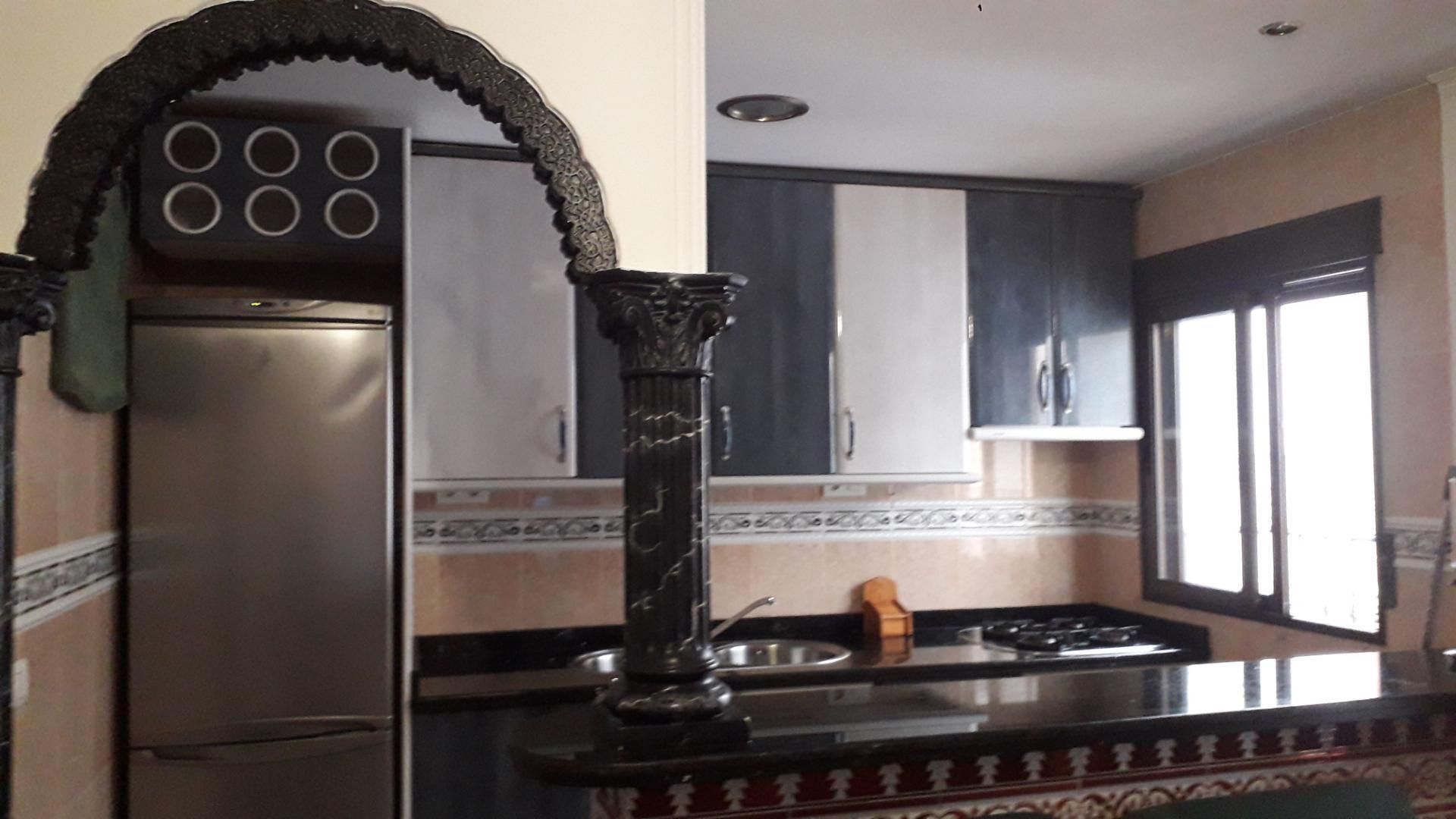 Estudi per a compartir a Avenida de la Alpujarra, Lanjarón