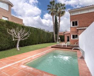 Swimming pool of Single-family semi-detached for sale in Sant Vicenç de Montalt  with Air Conditioner, Terrace and Swimming Pool