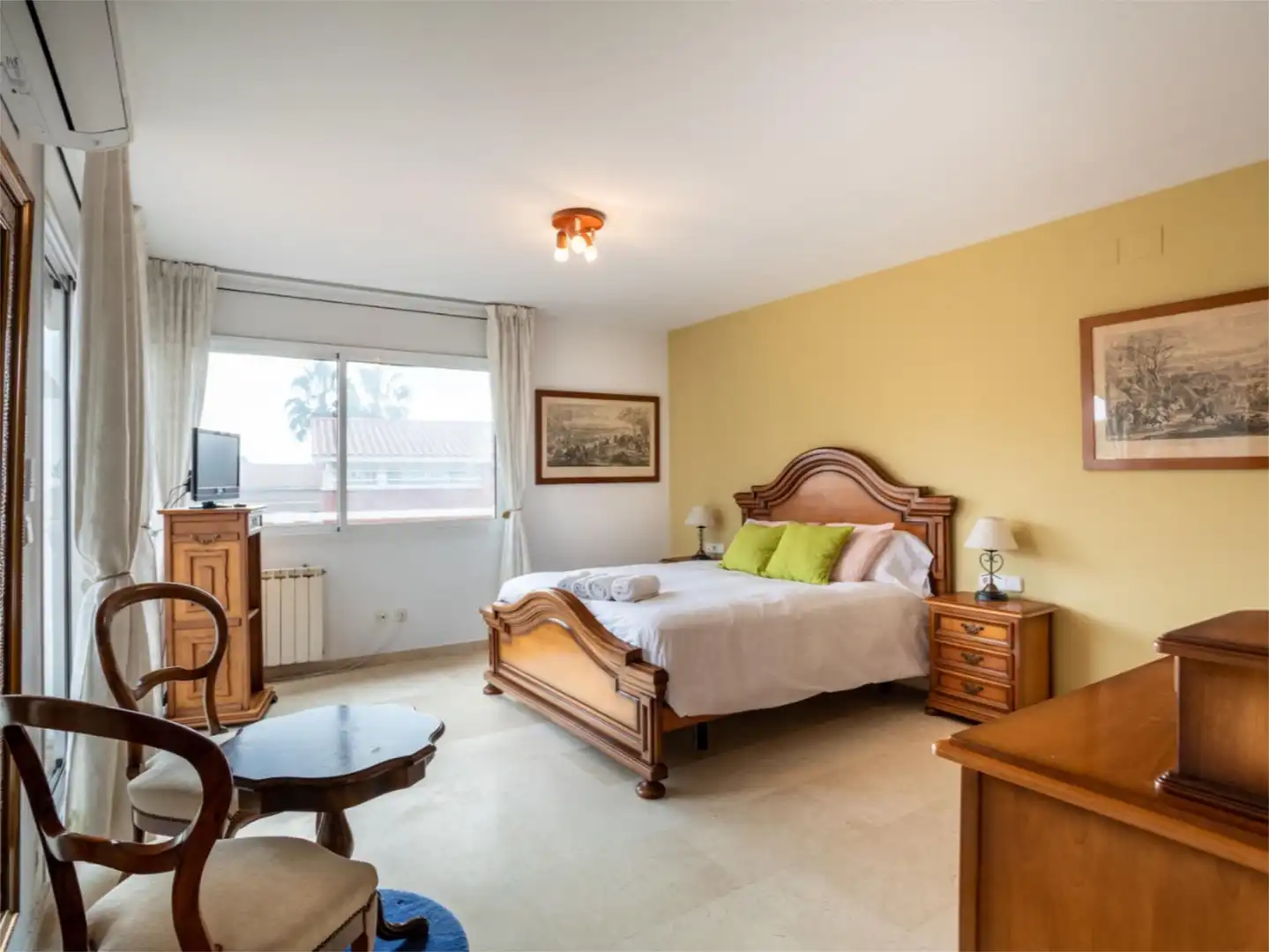Detached homes for sale in Carrer Dels Oms, 3, Sant Vicenç Platja Bedroom of Detached homes for sale in Sant Vicenç de Montalt with Air Conditioner, Terrace and Swimming Pool
