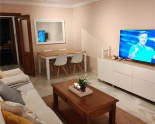 Sala d'estar de Pis de lloguer en Málaga Capital amb Jardí privat, Terrassa i Moblat