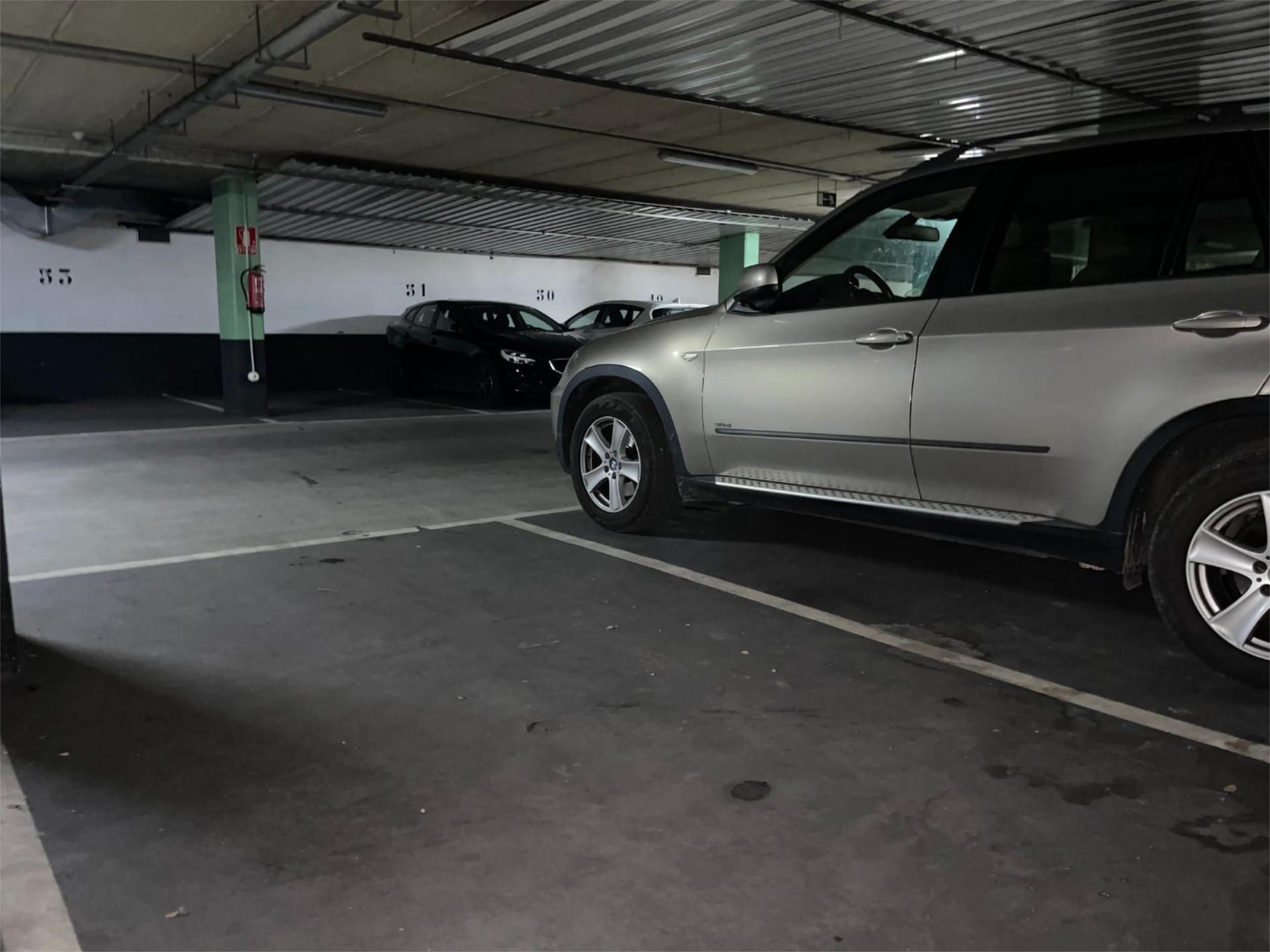 Parking of Garage to rent in  Logroño