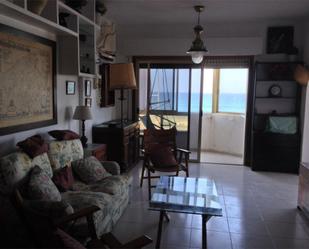 Living room of Flat to rent in Las Palmas de Gran Canaria  with Terrace, Furnished and Video intercom